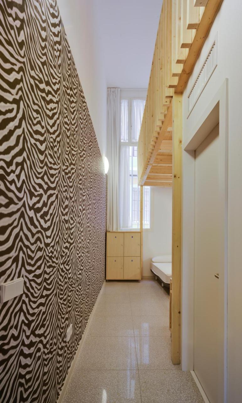 Loop Inn Hostel קרטחנה מראה חיצוני תמונה