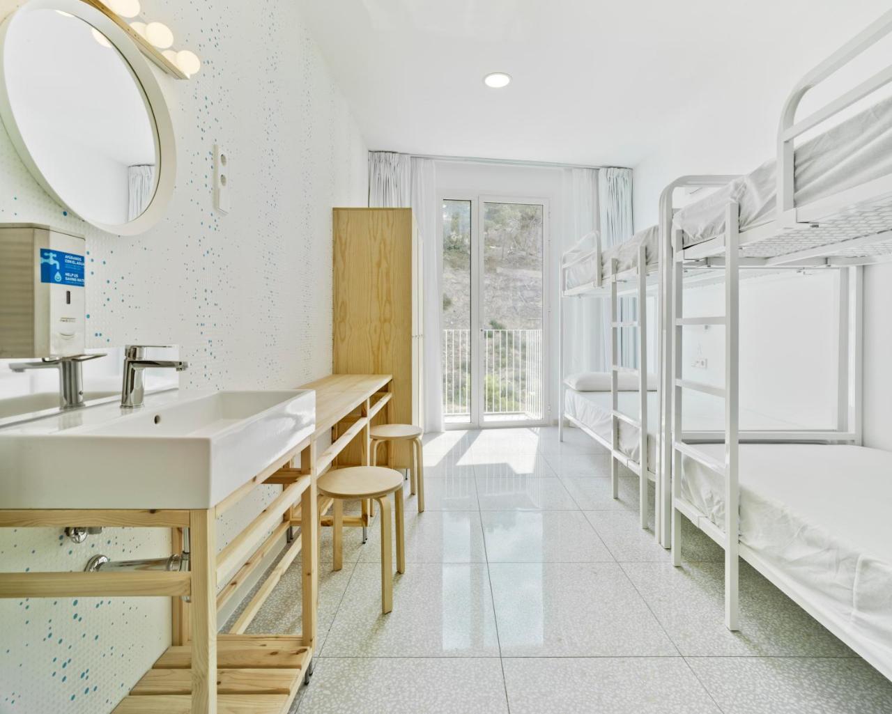 Loop Inn Hostel קרטחנה מראה חיצוני תמונה