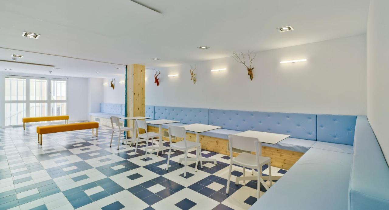 Loop Inn Hostel קרטחנה מראה חיצוני תמונה